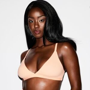 Skims Fits Everybody Triangle Bralette Faded Nectar